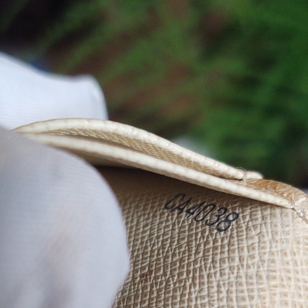 Louis Vuitton Damier Azur Portefeuille Tresor - Picture 11 of 16